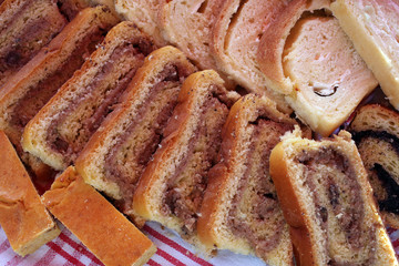 Poppy seed and walnut rolls 