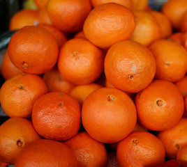 oranges on the market