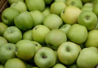 green apples in the box