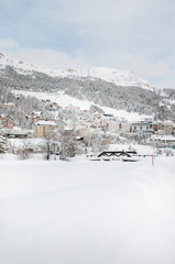 St. Moritz, St. Moritzersee, Engadiner Dorf, Oberengadin, Winter, Winterwanderweg, Wintersport, Alpen, Corviglia, Graub&uuml;nden, Schweiz