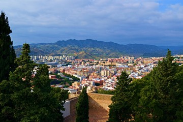 Fototapeta na wymiar panorama della città di Malaga vista dal Castello di Gibralfaro in Andalusia, Spagna