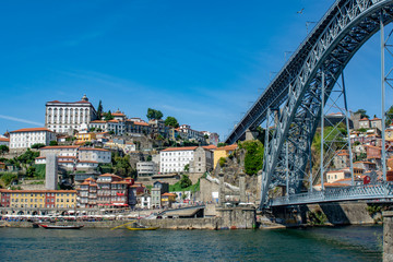 Fototapeta na wymiar Porto, old town cityscape on the Douro River