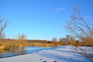 Freezing winter river