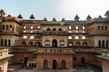Fototapeta na wymiar View of Jahangir Mahal or Raja Palace inside Orchha Fort Complex
