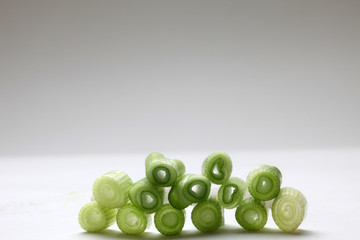 Slices of young onion