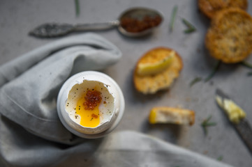 Ovo mole e caviar