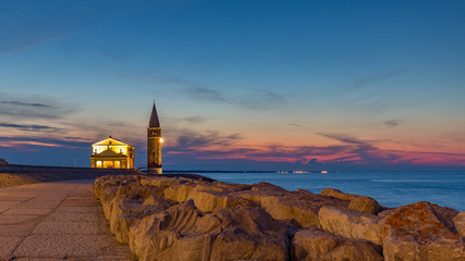 Lungomare di Caorle, santuario Madonna dell' Angelo