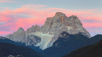 Monte Pelmo al tramonto, Selva di Cadore, Dolomiti, Veneto