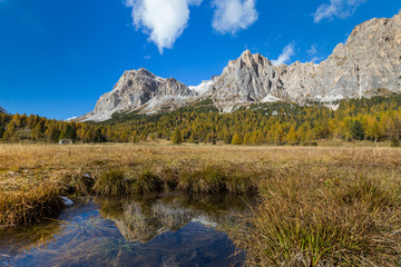 Autunno nelle Dolomiti, Passo Falzarego, Tofane e Lagazuoi