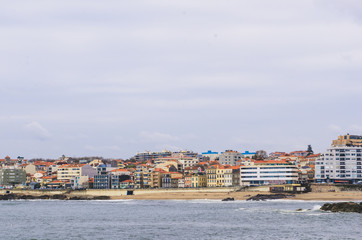 Fototapeta premium Porto cityscape from ocean