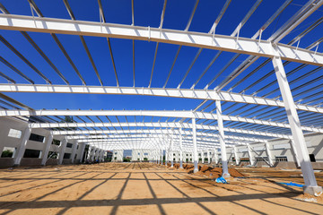 Fototapeta premium Steel girder truss in a factory