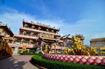 Naja Shrine is decorated in Chinese style. Is a tourist attraction for tourists to pay homage to...