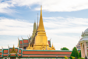 Fototapeta premium Temple of emerald buddha grand palace Wat Pra Keaw