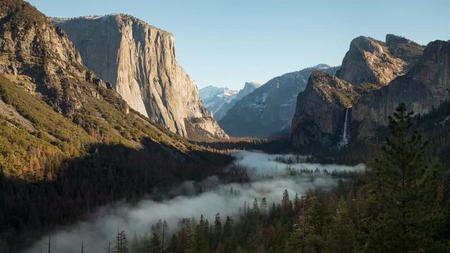 Time Lapse Of The Fog Moving Across The Bottom Of Yosemite Valley.