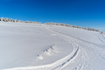 Winterlandschaft im Erzgebirge rund um Oberwiesenthal und den Fichtelberg