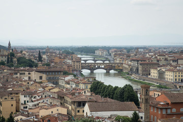 Fototapeta na wymiar Veduta sull'Arno, Firenze