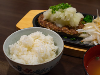 おろしハンバーグ定食