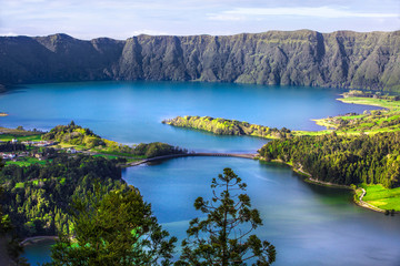 Naklejka premium lake in the crater of the volcano on the Azores