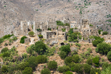 Fototapeta na wymiar Old ruined village on Peloponnese peninsula, Greece