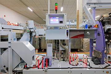 Mechanical equipment in the spinning workshop