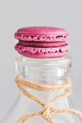 Macaron auf Flasche