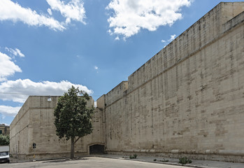 Fototapeta na wymiar Italia Puglia Lecce castello Aragonese Carlo V mura esterne
