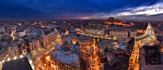 Muurstickers Boekarest panoramisch uitzicht skyline, Roemenië © Eduard