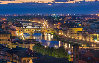 Florence, Ponte Vecchio arch bridge at twilight from Piazzale Michelangelo (Tuscany, Italy)