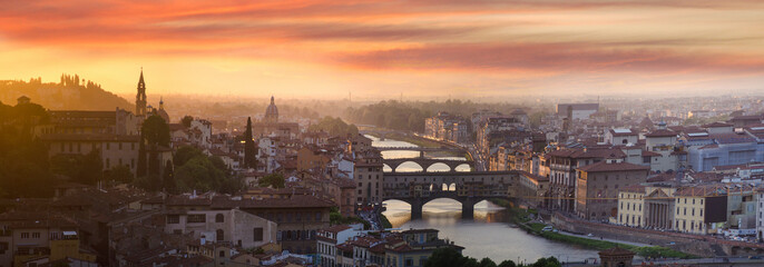 Naklejka premium Panorama of Florence and river Arno after sunset, Tuscany, Italy, Europe