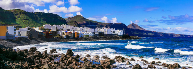 Scenic coastal village El Roque en El Pagador de Moya in Gran Canaria. Canary islands - obrazy, fototapety, plakaty