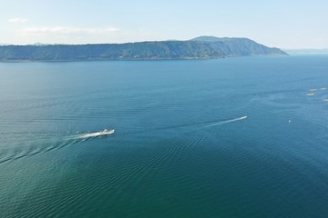 桜島の海岸線からの空撮