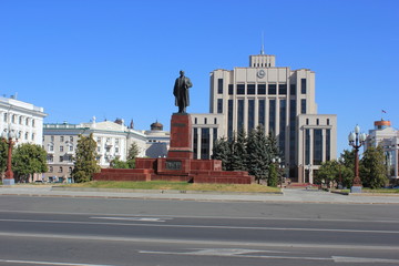 Kazan. Lenin monument on Freedom square 