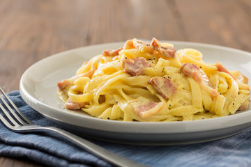 スパゲッティー　カルボナーラ