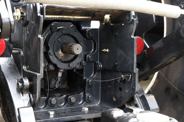 Picture of tractor hitch.