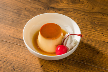 手作りカスタードプリン　homemade custard pudding