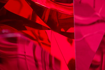 red reflect in red mirror.