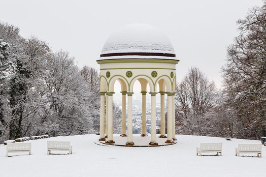 Monopteros auf dem Neroberg in Wiesbaden, 31.01.2019.