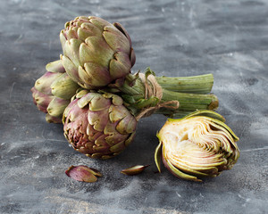 Raw italian artichoke