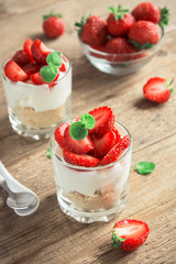 Strawberry dessert with cream cheese