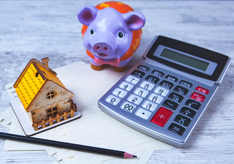 house piggy bank calculator