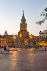 Fototapeta na wymiar Kirche in der Altstadt in Cartagena Kolumbien