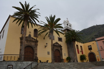 Fototapeta na wymiar Tenerife, Eglise principale à Garachico.