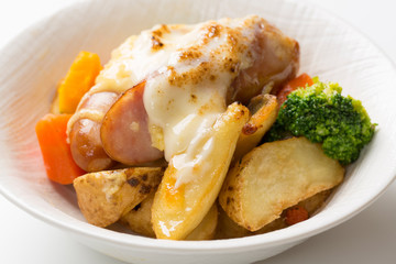 ソーセージとポテトの料理