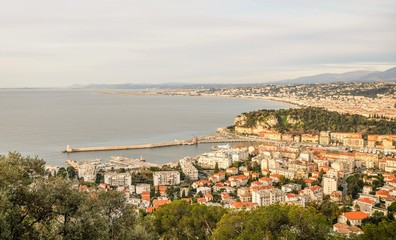 Naklejka premium Panorama sur Nice depuis le Mont Boron