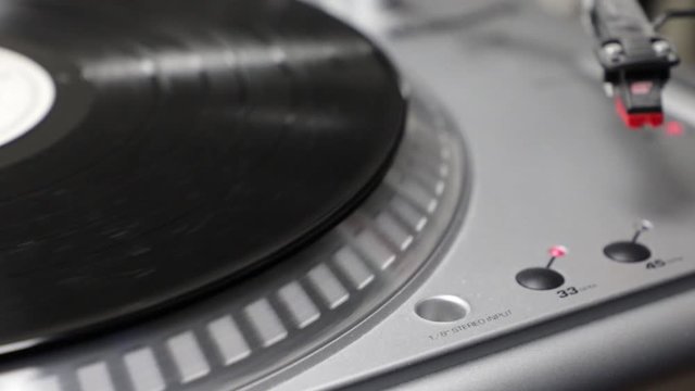 Vinyl record player