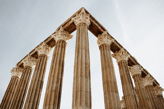 Templo Romano de &Eacute;vora