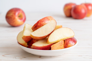 fresh red apples sliced bowl