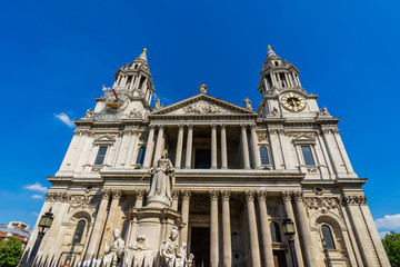Obraz premium St. Paul's Cathedral in London, UK