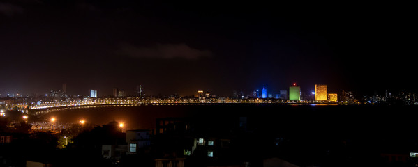 Fototapeta na wymiar Mumbai Cityscapes from unusual places