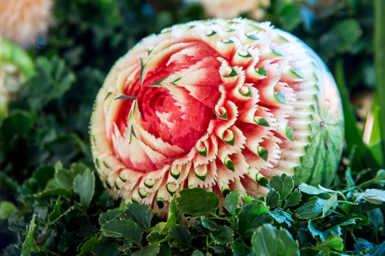 beautiful flower carving from watermelon by expert Thai students